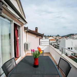 Bili Apartament Trogir
